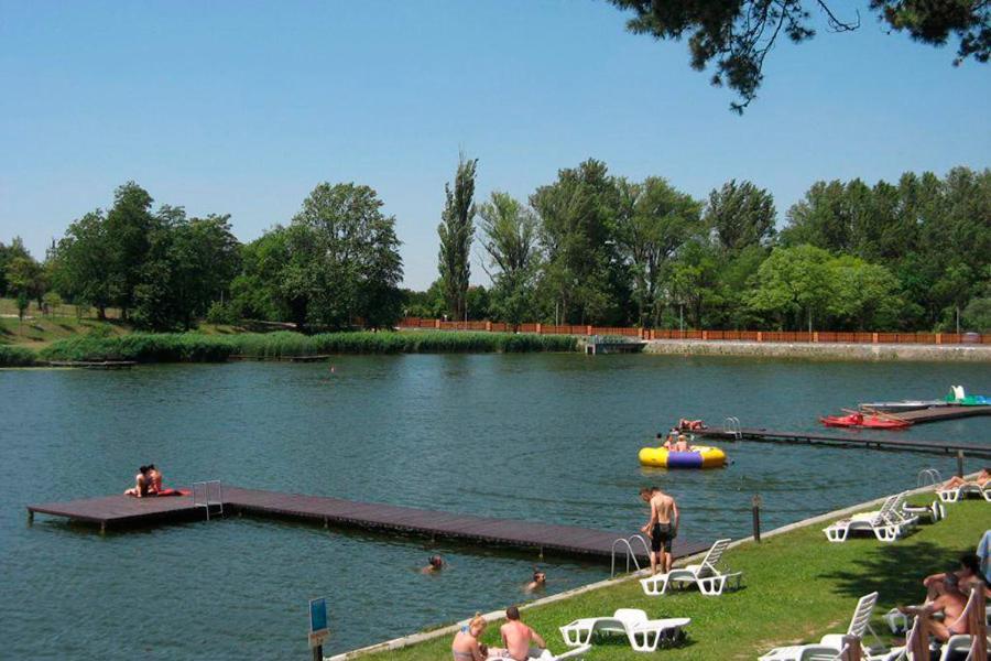 Casa vacanze Lakelove Házikó Sopron- Erdő és Tópart Mellett