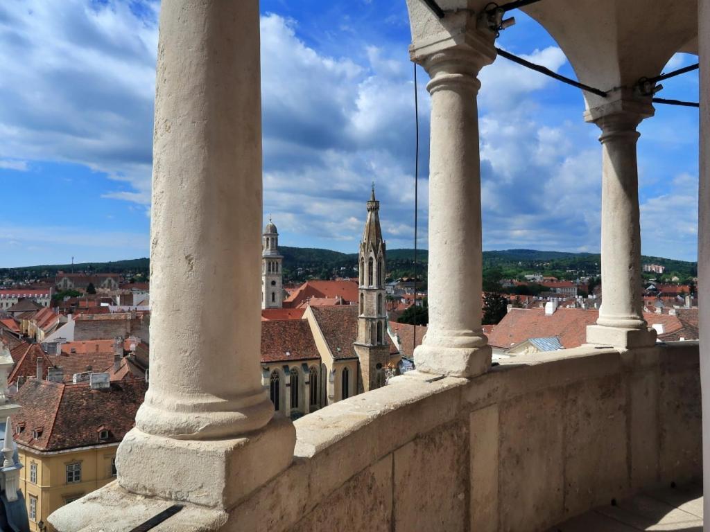 Casa vacanze Lakelove Házikó Sopron- Erdő és Tópart Mellett *